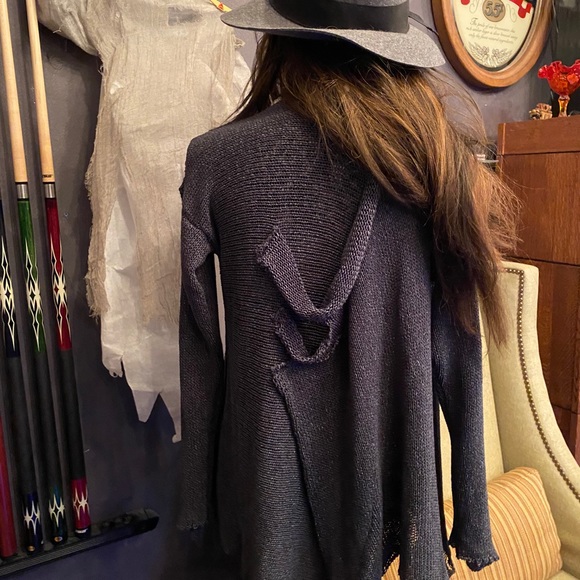 Unique B & K Moda sweater - Picture 6 of 8